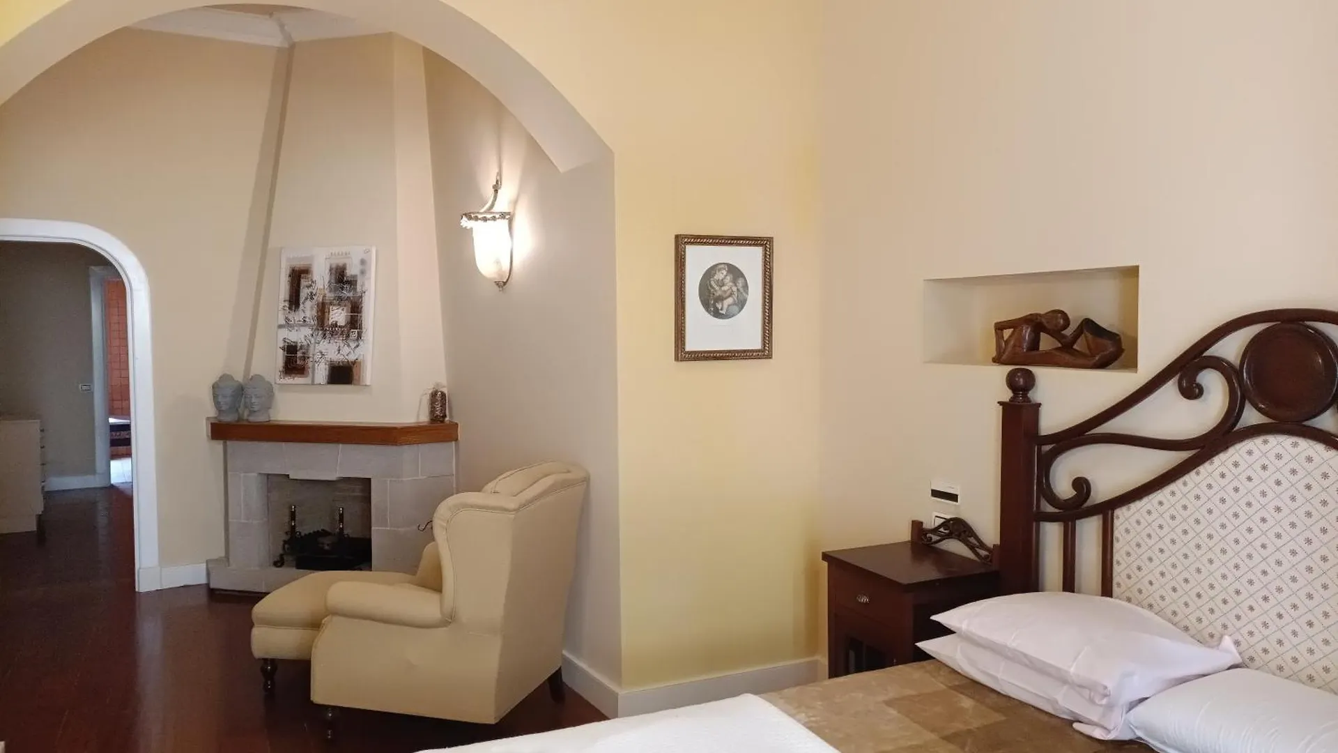 Hacienda Clara Santiago